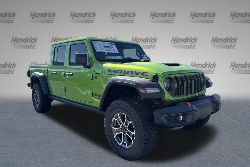 2025 Jeep Gladiator Mojave photo 1