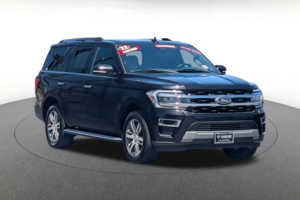 2022 Ford Expedition Limited photo 1