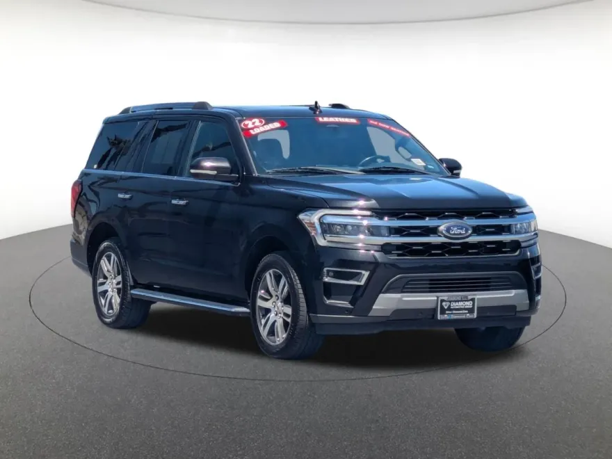 2022 Ford Expedition Limited photo 1