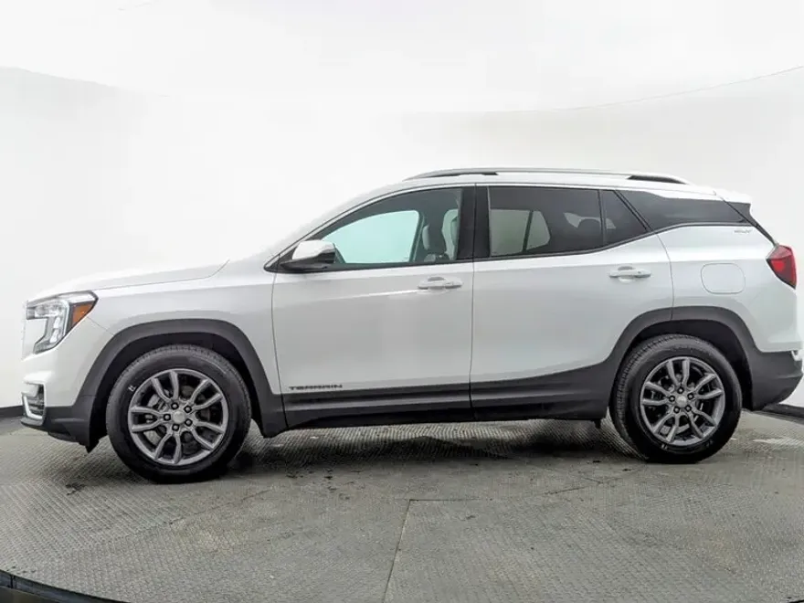 2023 Gmc Terrain SLT photo 1