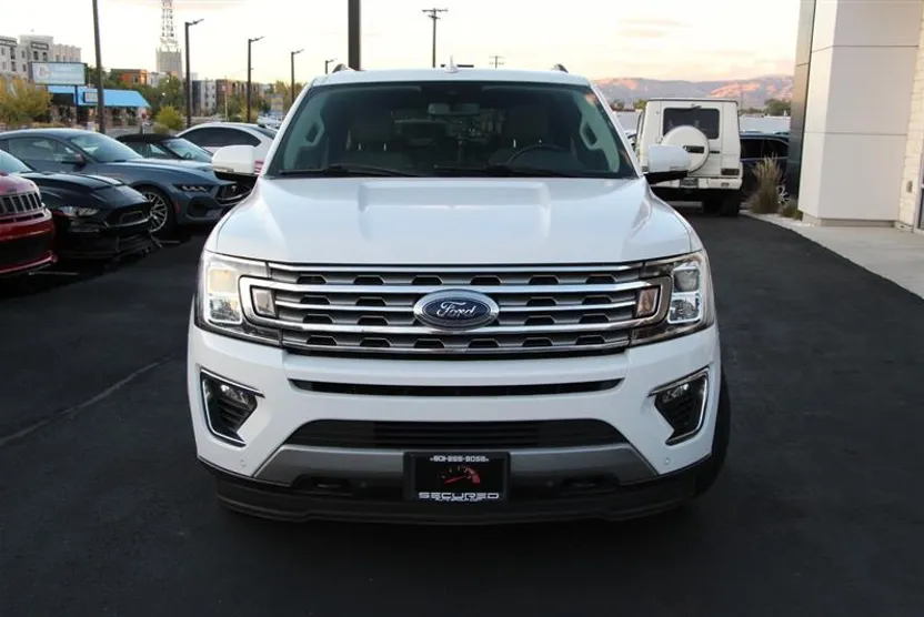 2021 Ford Expedition MAX Limited photo 1