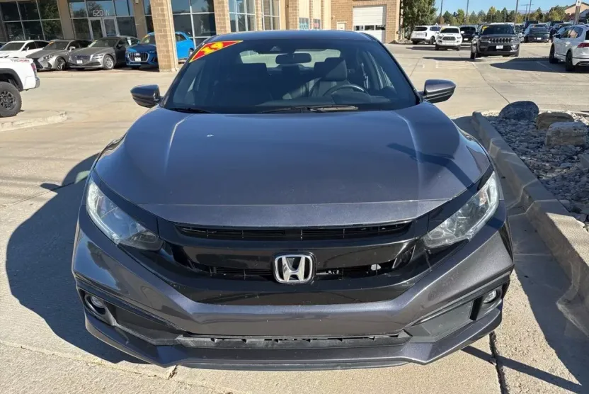 2019 Honda Civic Sport photo 1