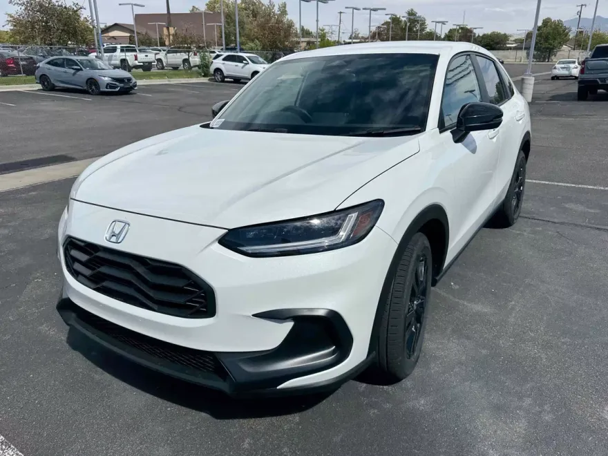 2026 Honda HR-V Sport photo 1