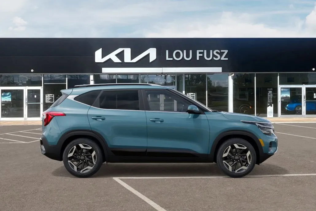 2026 Kia Seltos SX photo 1