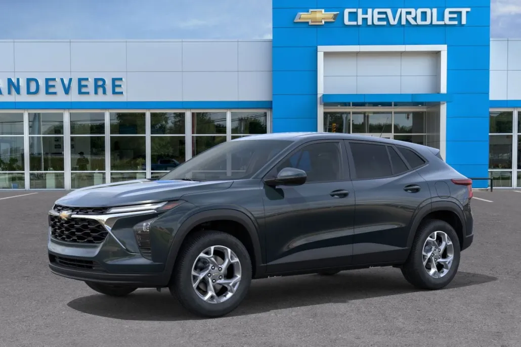 2026 Chevrolet Trax LS photo 1