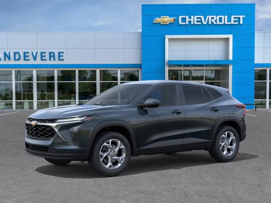 2026 Chevrolet Trax LS photo 1