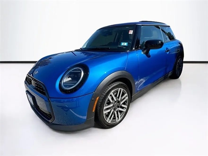 2025 Mini Cooper 2 Door Hardtop photo 1