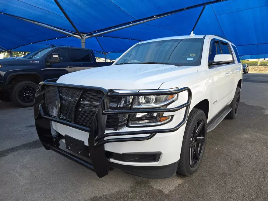 2018 Chevrolet Tahoe LS photo 1