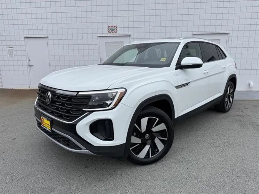 2025 Volkswagen Atlas Cross Sport SE Technology photo 1