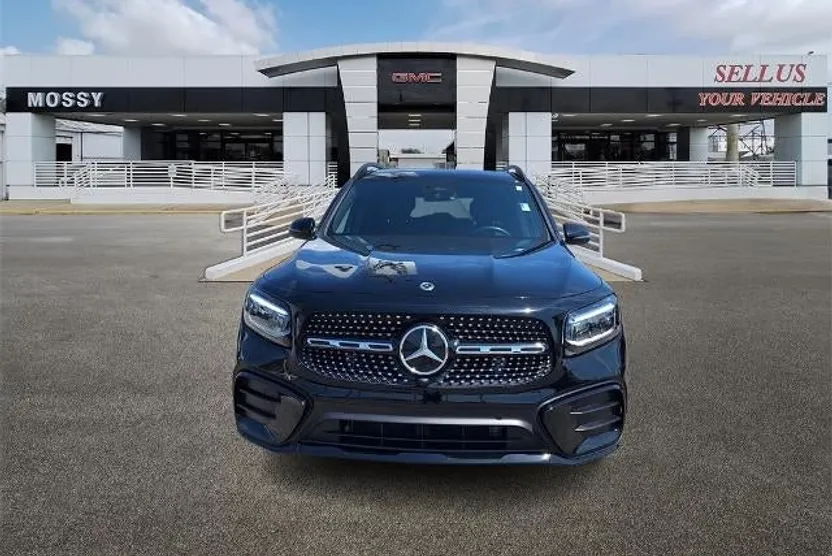 2024 Mercedes Benz GLB 250 photo 1