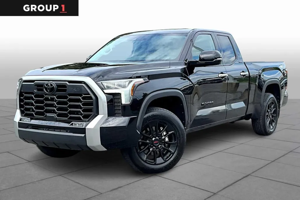 2022 Toyota Tundra Limited Double Cab photo 1