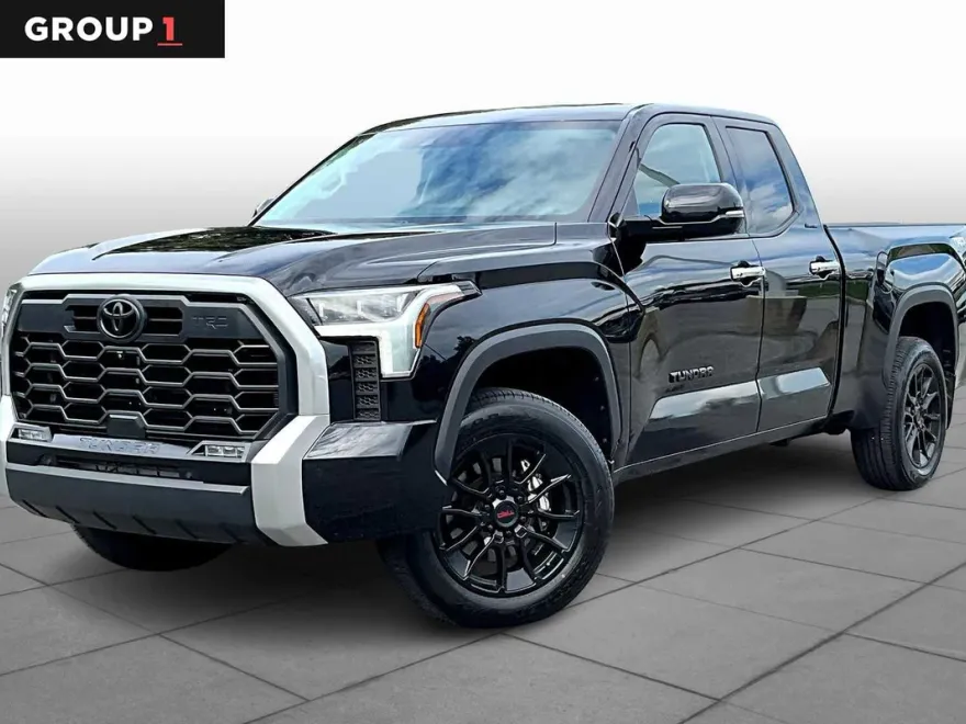 2022 Toyota Tundra Limited Double Cab photo 1