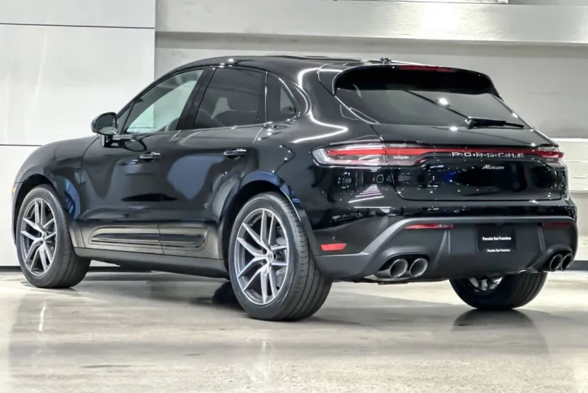 2025 Porsche Macan Base photo 1
