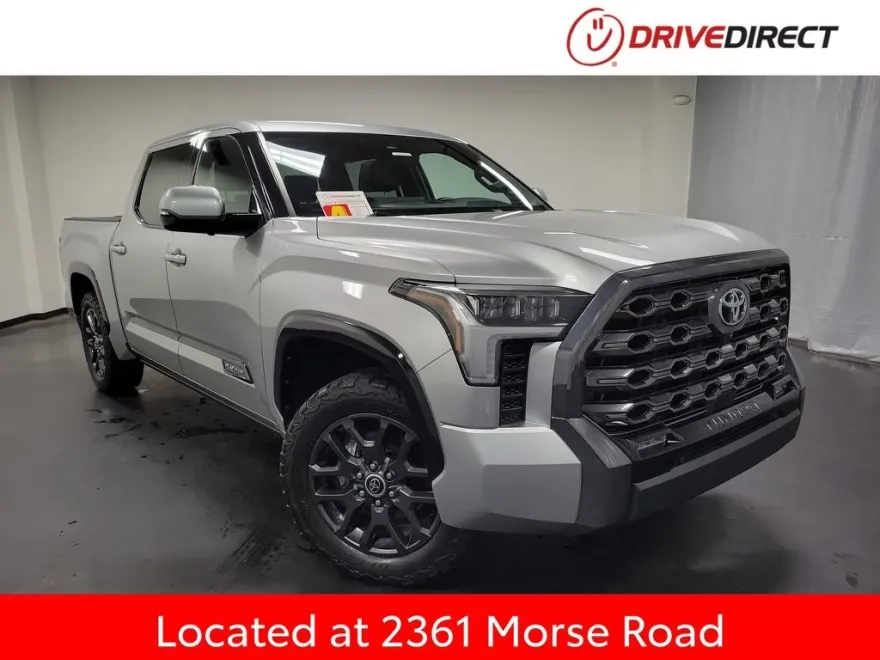 2023 Toyota Tundra Platinum photo 1