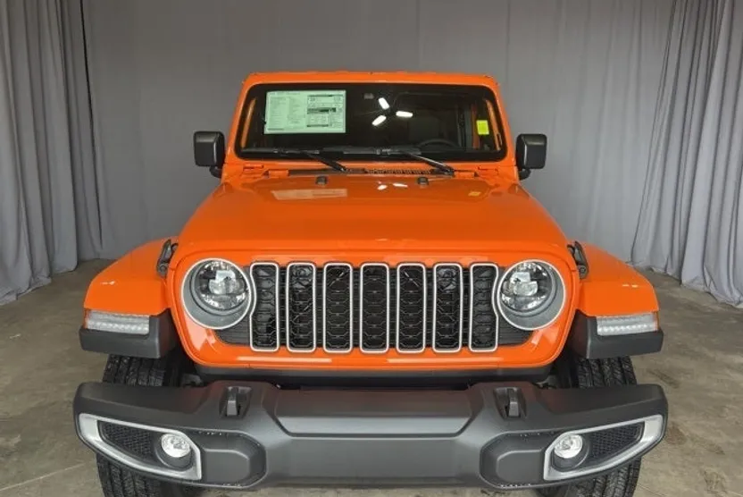 2025 Jeep Wrangler Sahara photo 1
