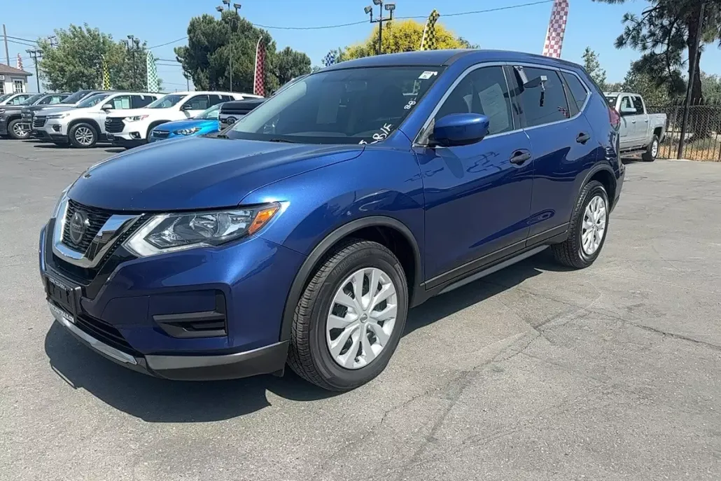 2018 Nissan Rogue S photo 1