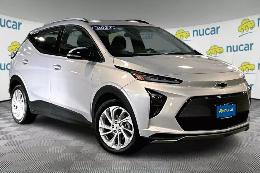 2022 Chevrolet Bolt EUV photo 1