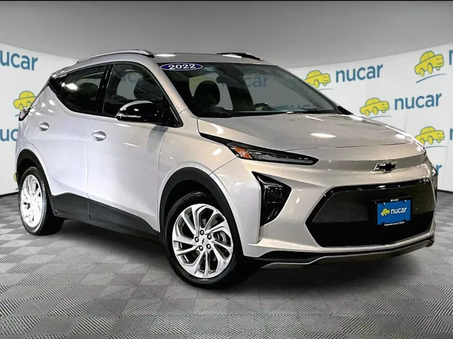 2022 Chevrolet Bolt EUV photo 1