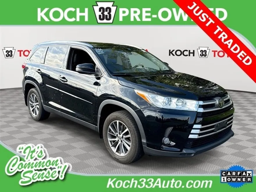 2019 Toyota Highlander XLE photo 1