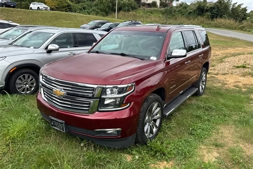 2017 Chevrolet Tahoe Premier photo 1