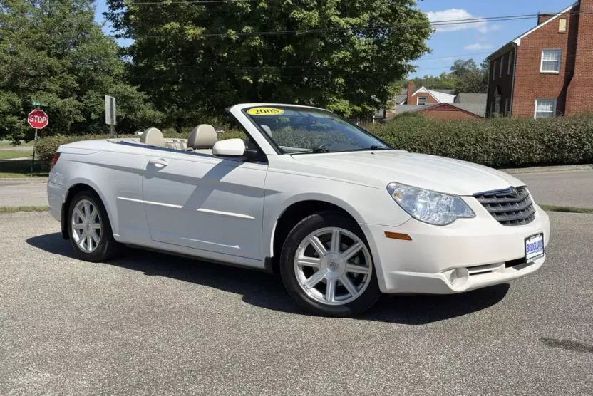 2008 Chrysler Sebring Touring photo 1