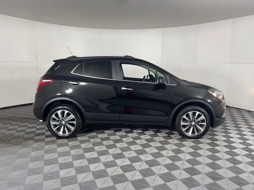 2022 Buick Encore Preferred photo 1