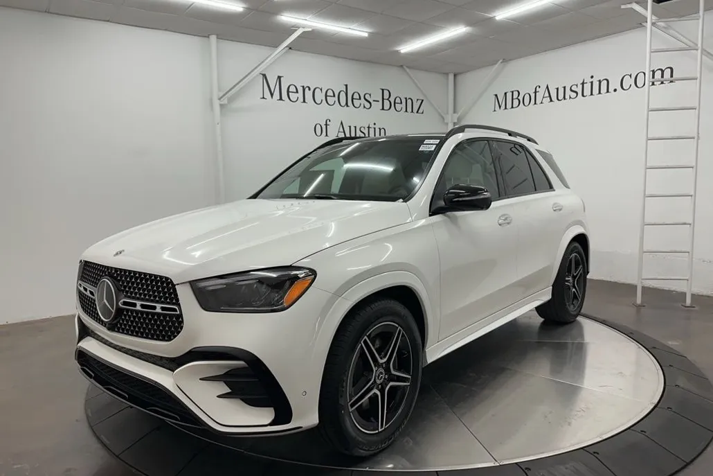 2026 Mercedes Benz GLE 450 4MATIC photo 1
