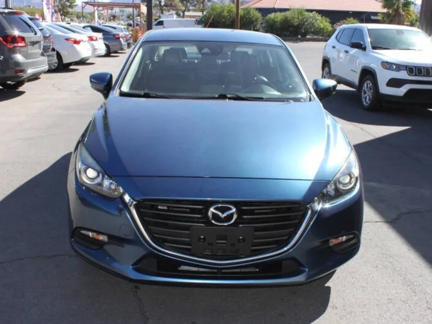 2018 Mazda Mazda3 Touring photo 1
