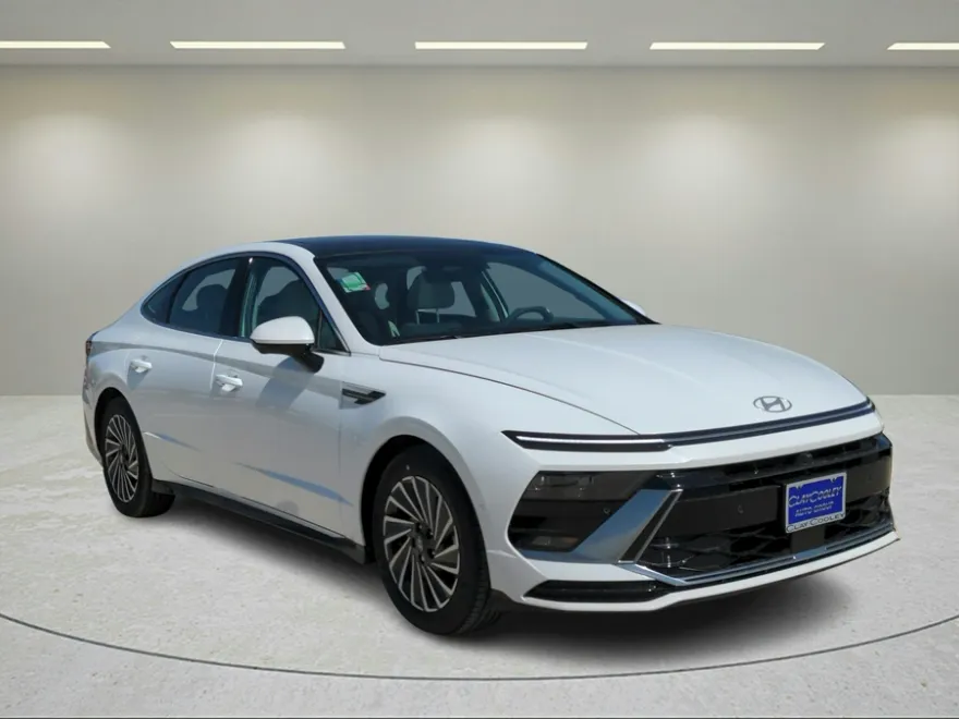 2025 Hyundai Sonata Hybrid Limited photo 1