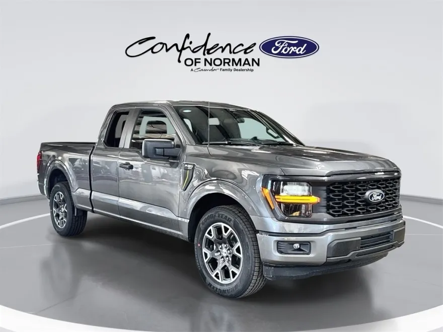 2025 Ford F-150 STX photo 1
