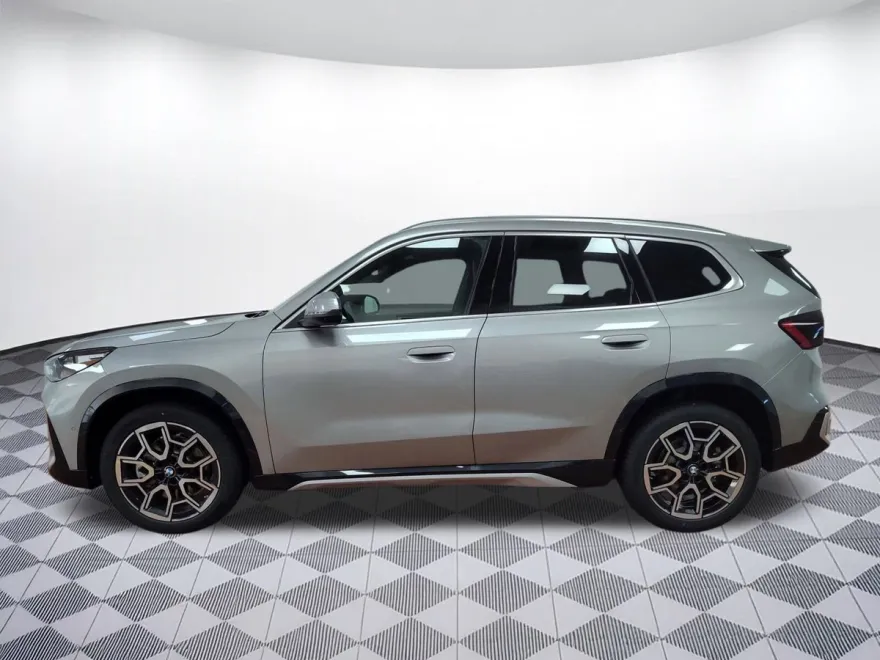 2025 Bmw X1 XDrive28i photo 1