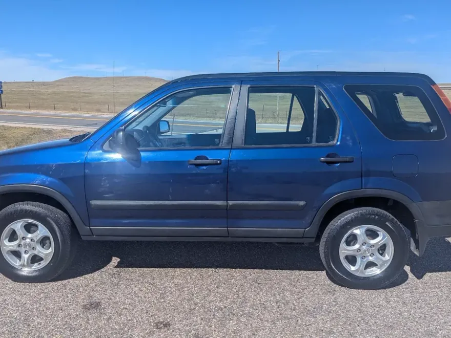 2002 Honda CR-V LX photo 1