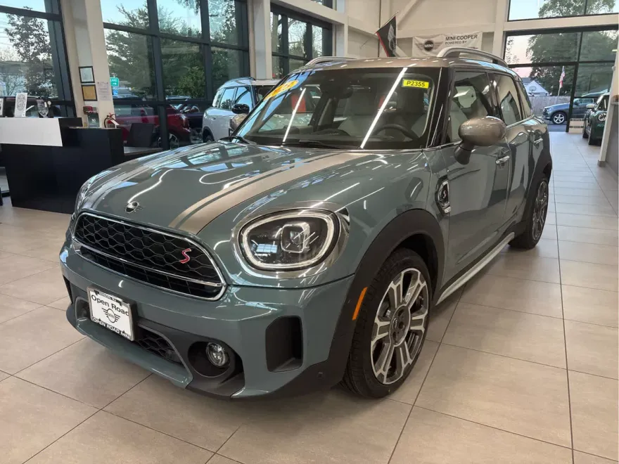2023 Mini Countryman S photo 1
