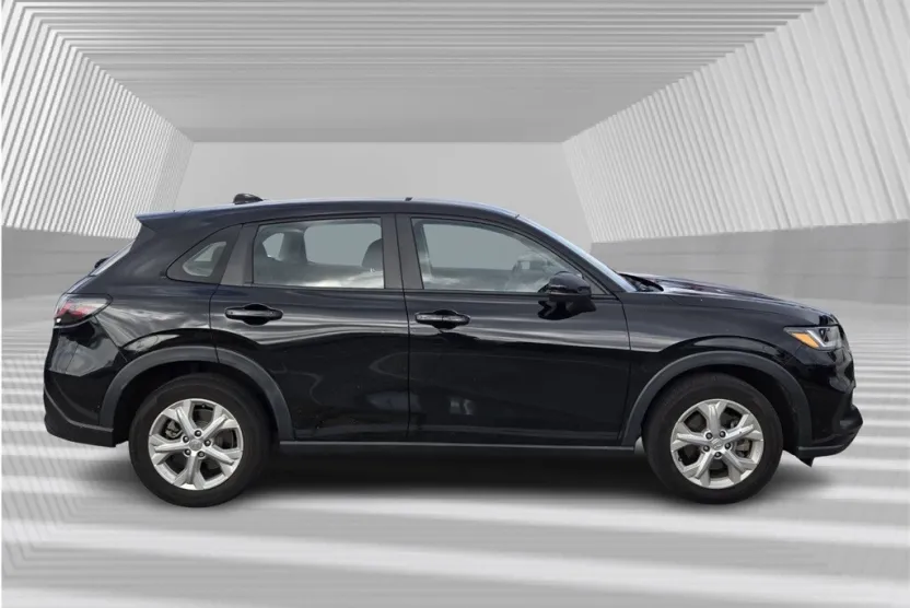 2023 Honda HR-V LX photo 1