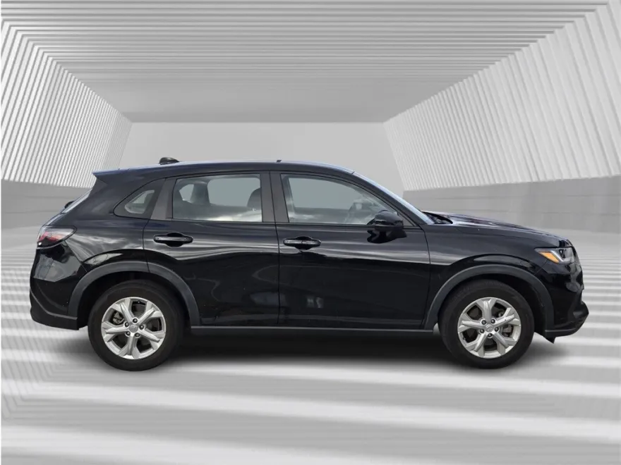 2023 Honda HR-V LX photo 1