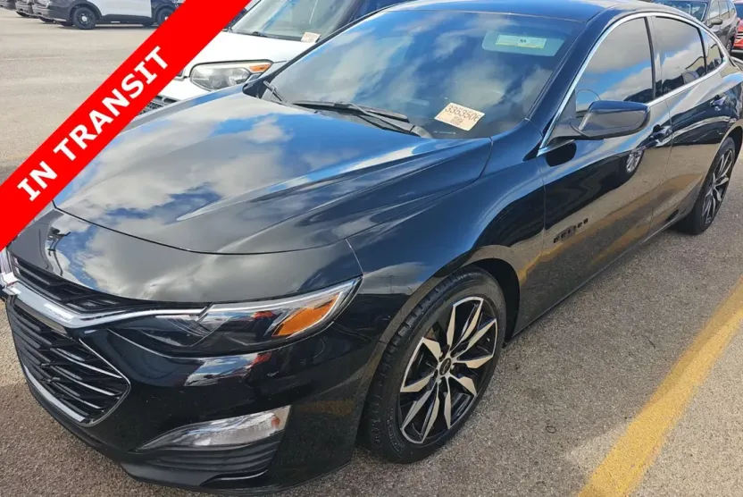 2023 Chevrolet Malibu RS photo 1