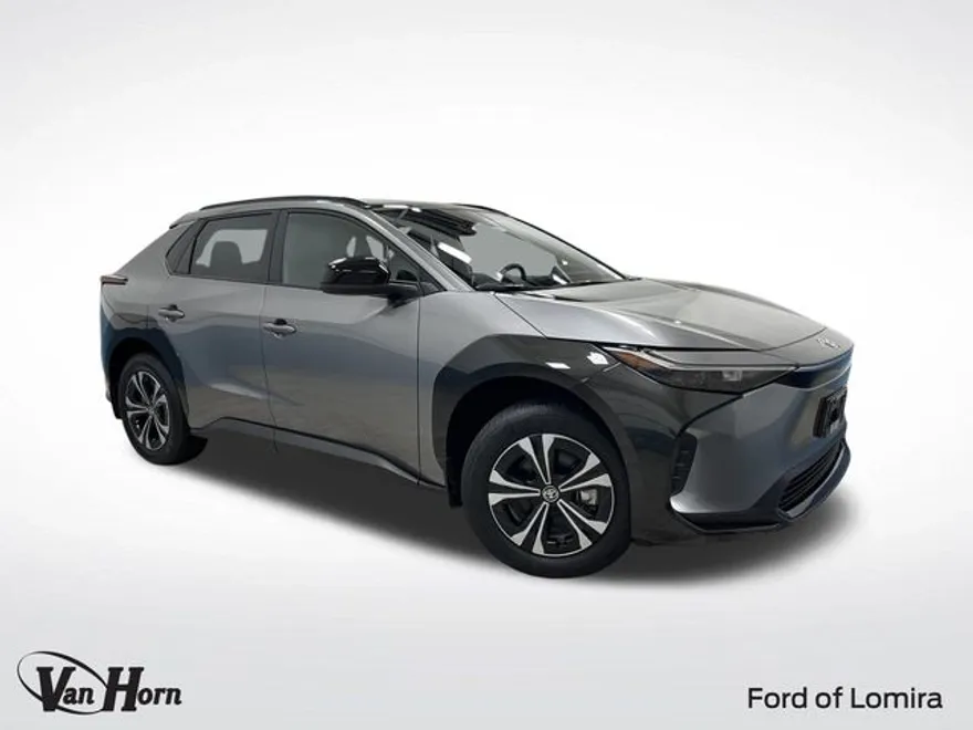 2024 Toyota bZ4X XLE photo 1