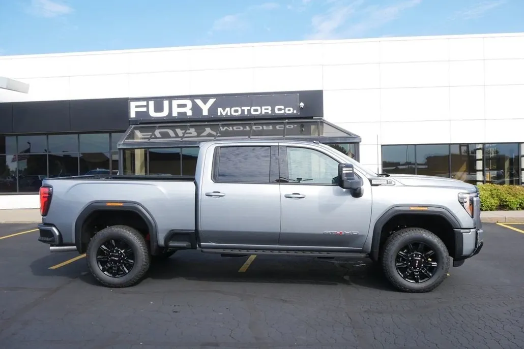 2025 Gmc Sierra 3500 HD AT4 photo 1