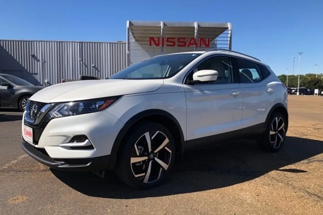 2022 Nissan Rogue Sport SL photo 1