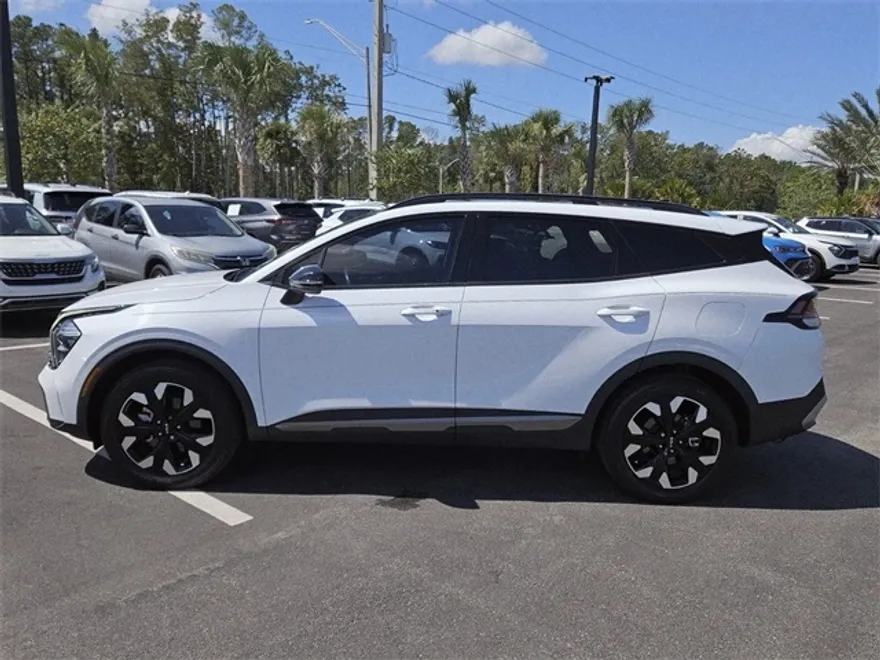 2023 Kia Sportage X-Line photo 1