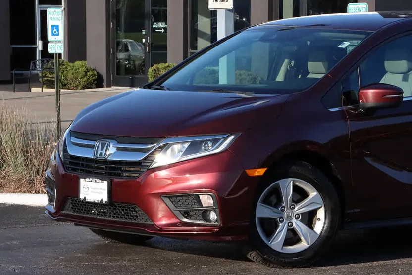 2019 Honda Odyssey EX photo 1