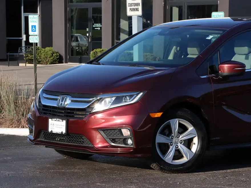 2019 Honda Odyssey EX photo 1