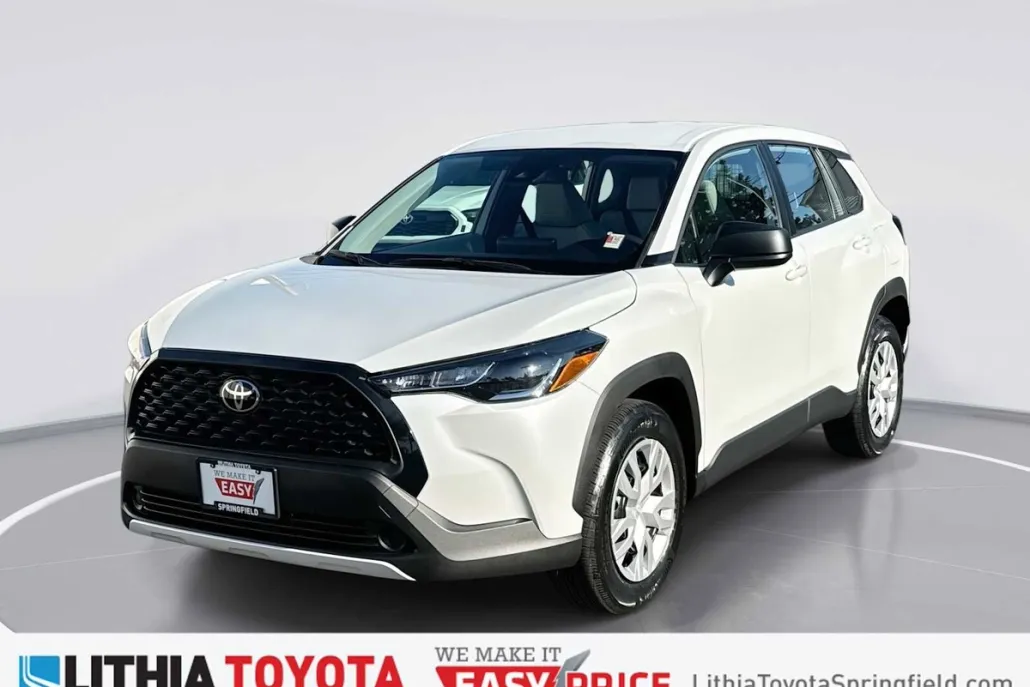 2022 Toyota Corolla Cross L photo 1