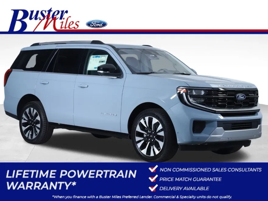 2025 Ford Expedition Platinum photo 1