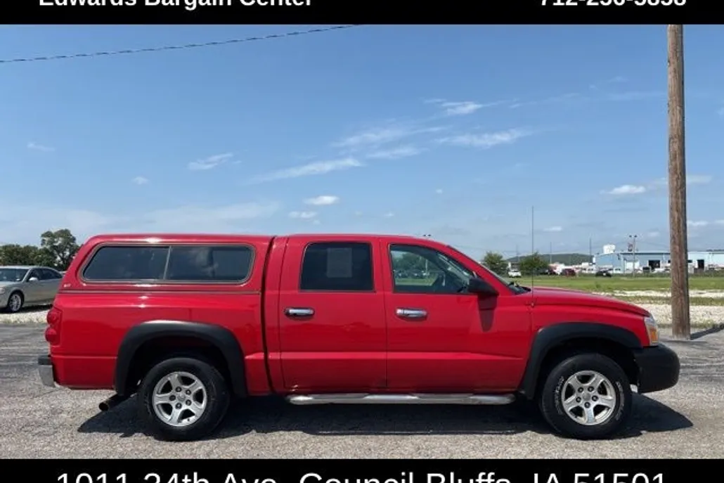 2005 Dodge Dakota SLT photo 1