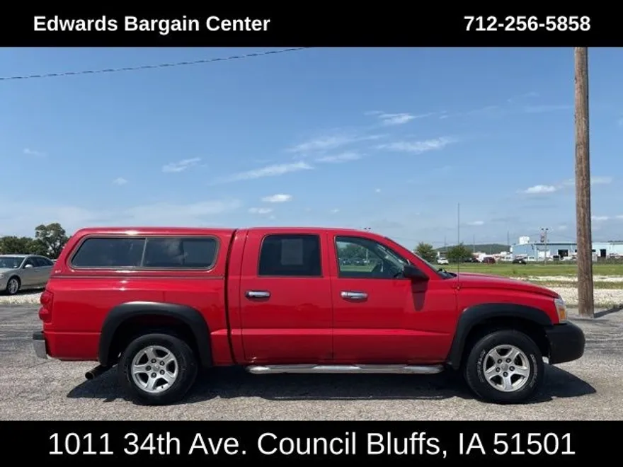 2005 Dodge Dakota SLT photo 1