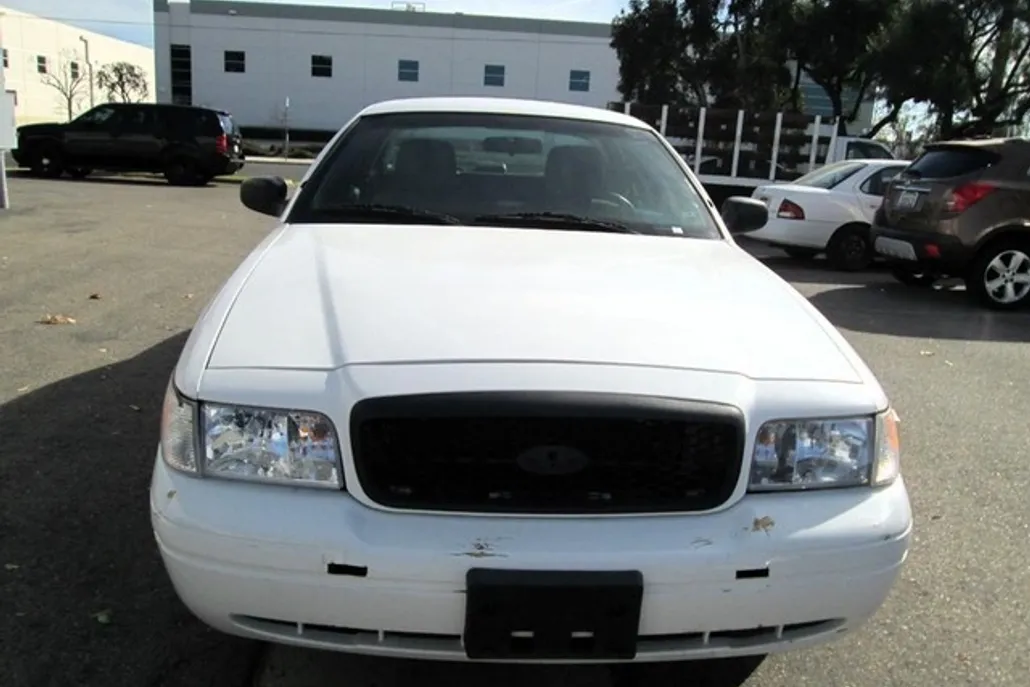 2011 Ford Crown Victoria Police Interceptor photo 1