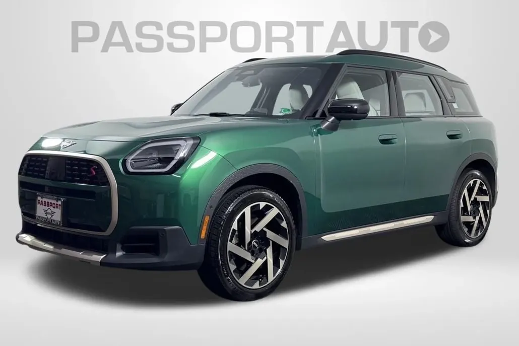 2025 Mini Countryman ALL4 S photo 1