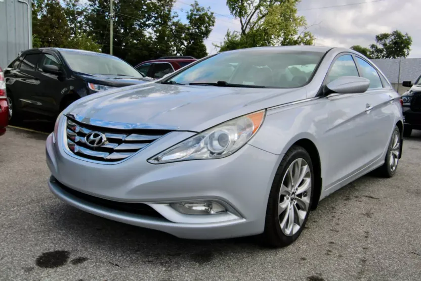 2013 Hyundai Sonata SE Limited photo 1