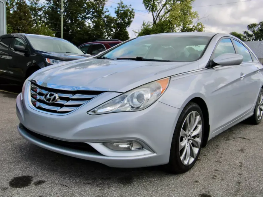 2013 Hyundai Sonata SE Limited photo 1